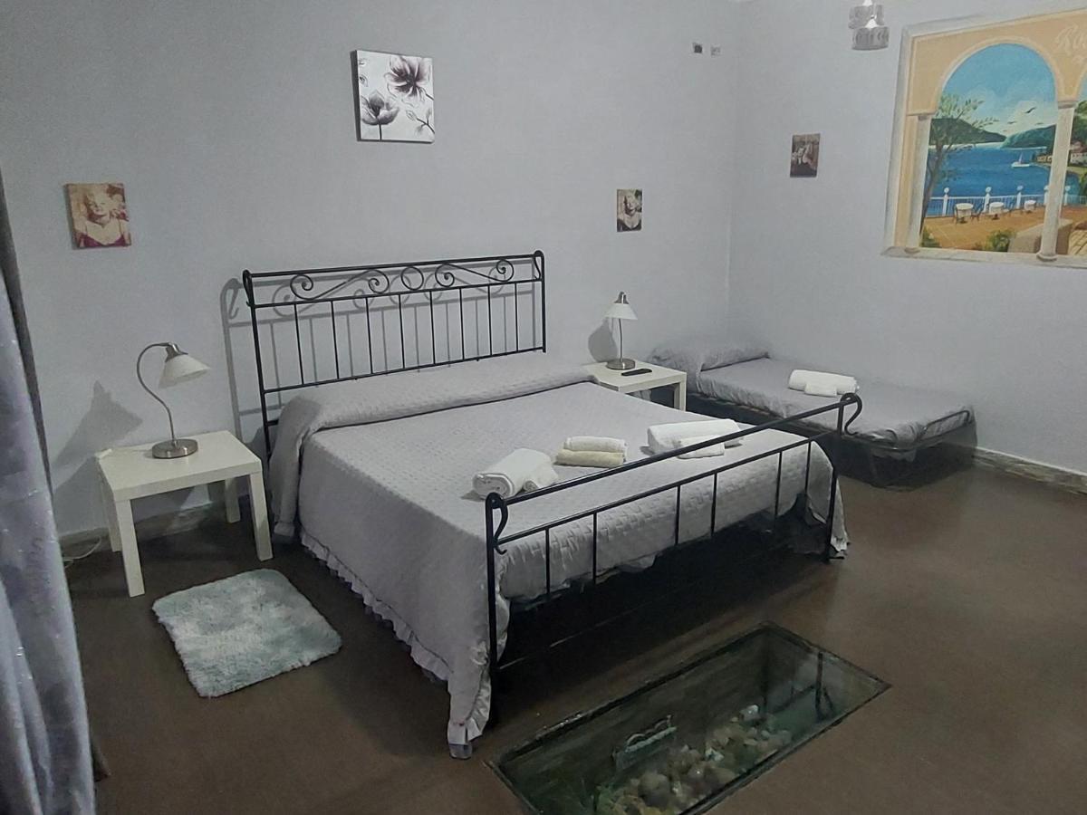 Stanza Sicilia Bedda Apartment Palermo Exterior photo