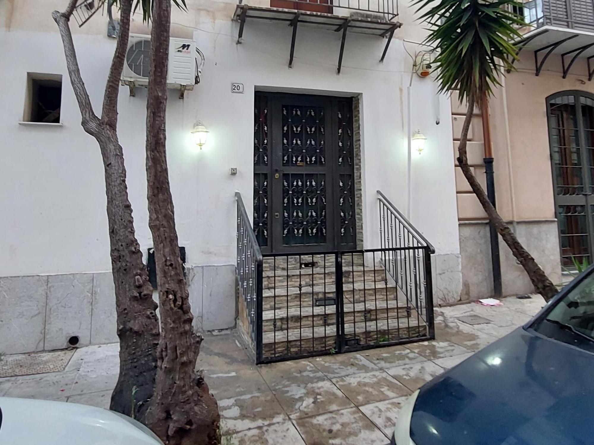 Stanza Sicilia Bedda Apartment Palermo Exterior photo