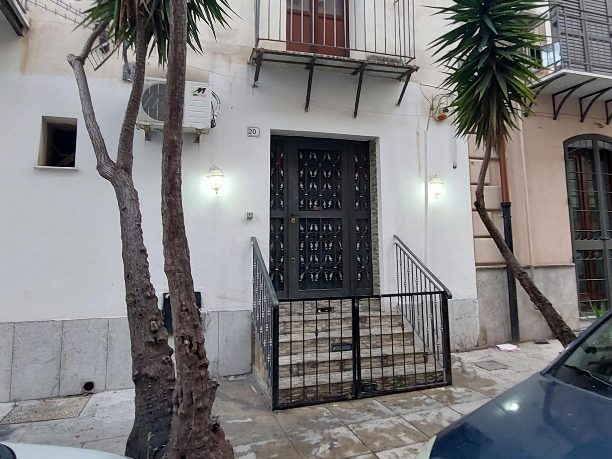 Stanza Sicilia Bedda Apartment Palermo Exterior photo
